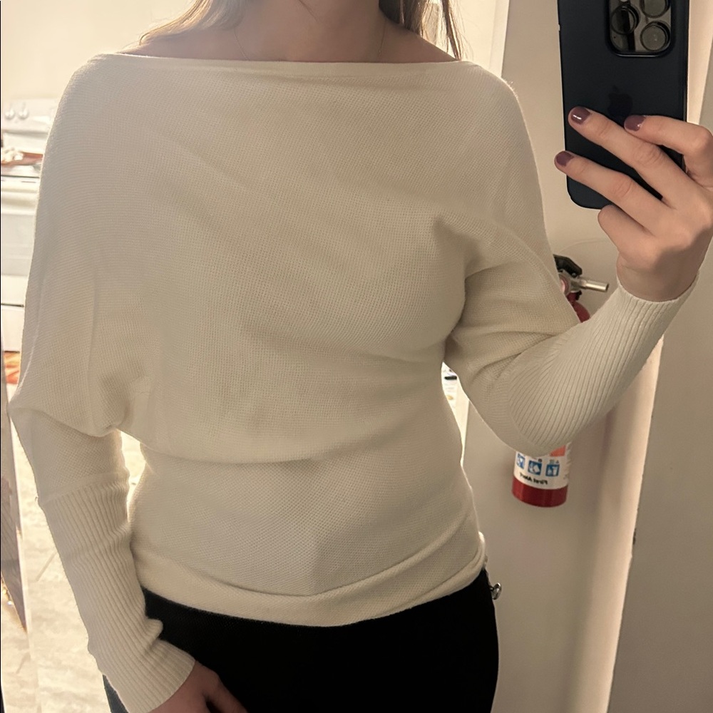 NWT REISS Laylah Asymmetric One Shoulder Alpaca Wool Sweater Cream size Medium - Picture 9 of 10